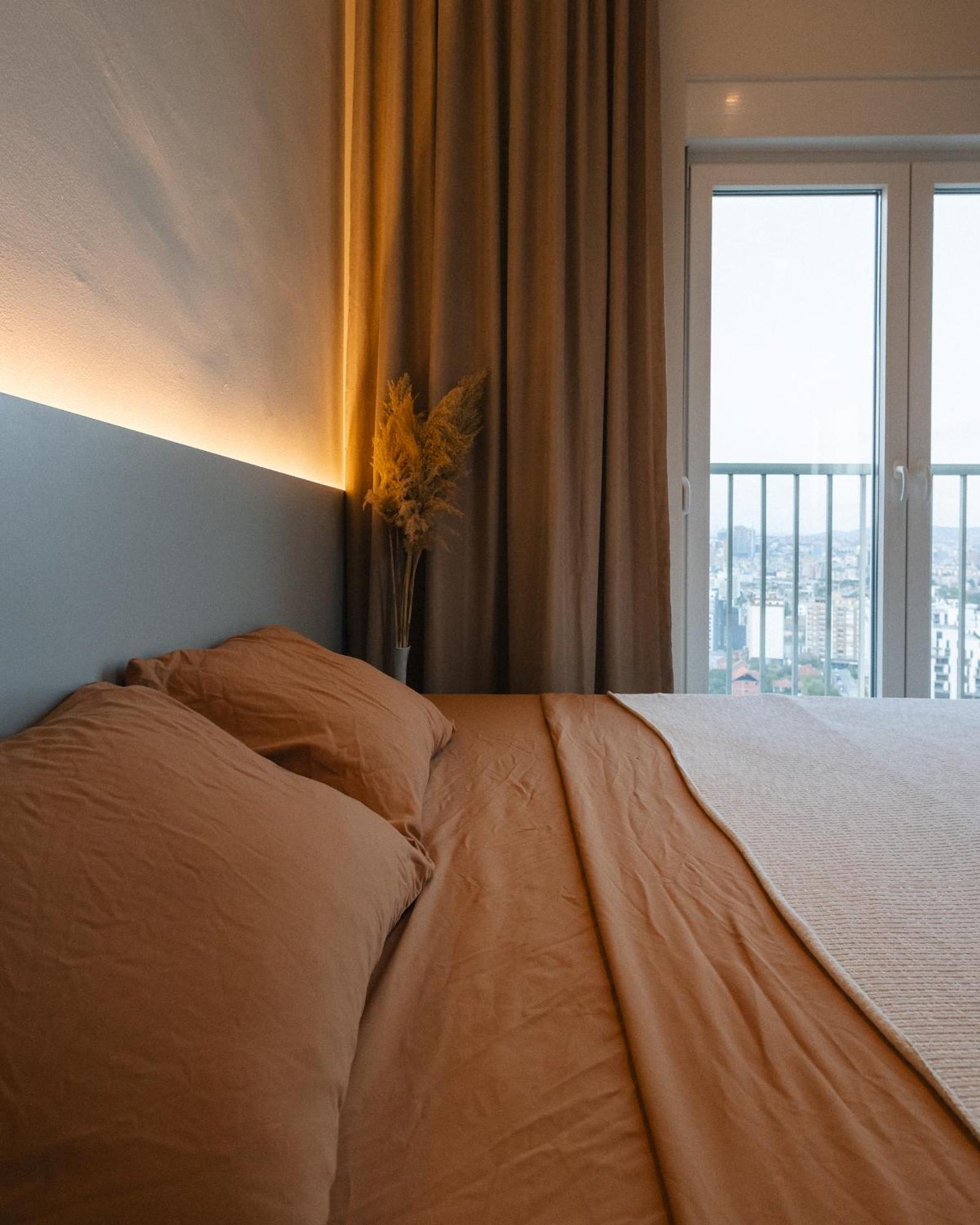 Etern Apart Hotel 普里什蒂纳 外观 照片