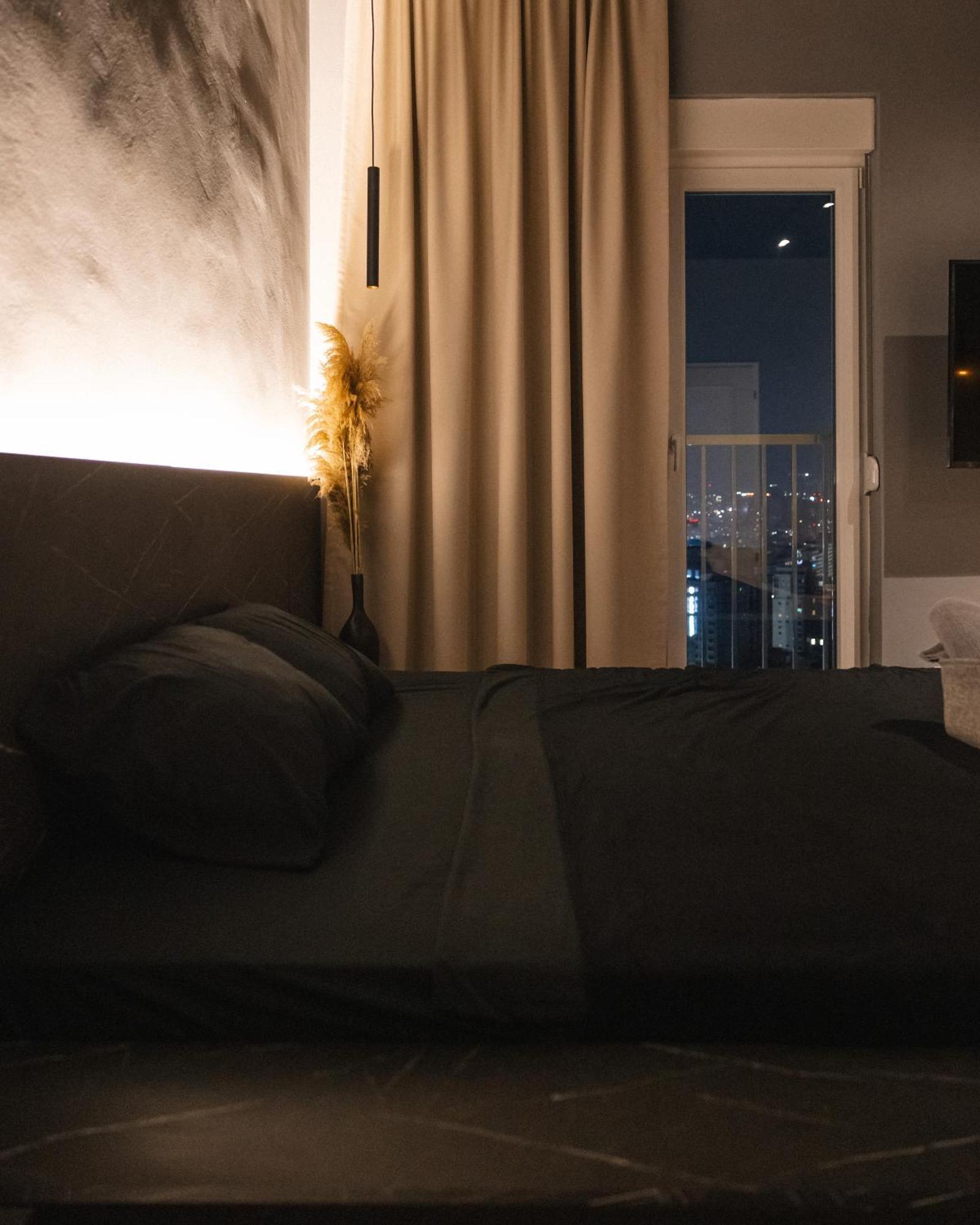 Etern Apart Hotel 普里什蒂纳 外观 照片
